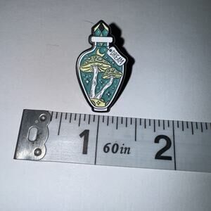 Green Jar Of Dreams Pin Brooch